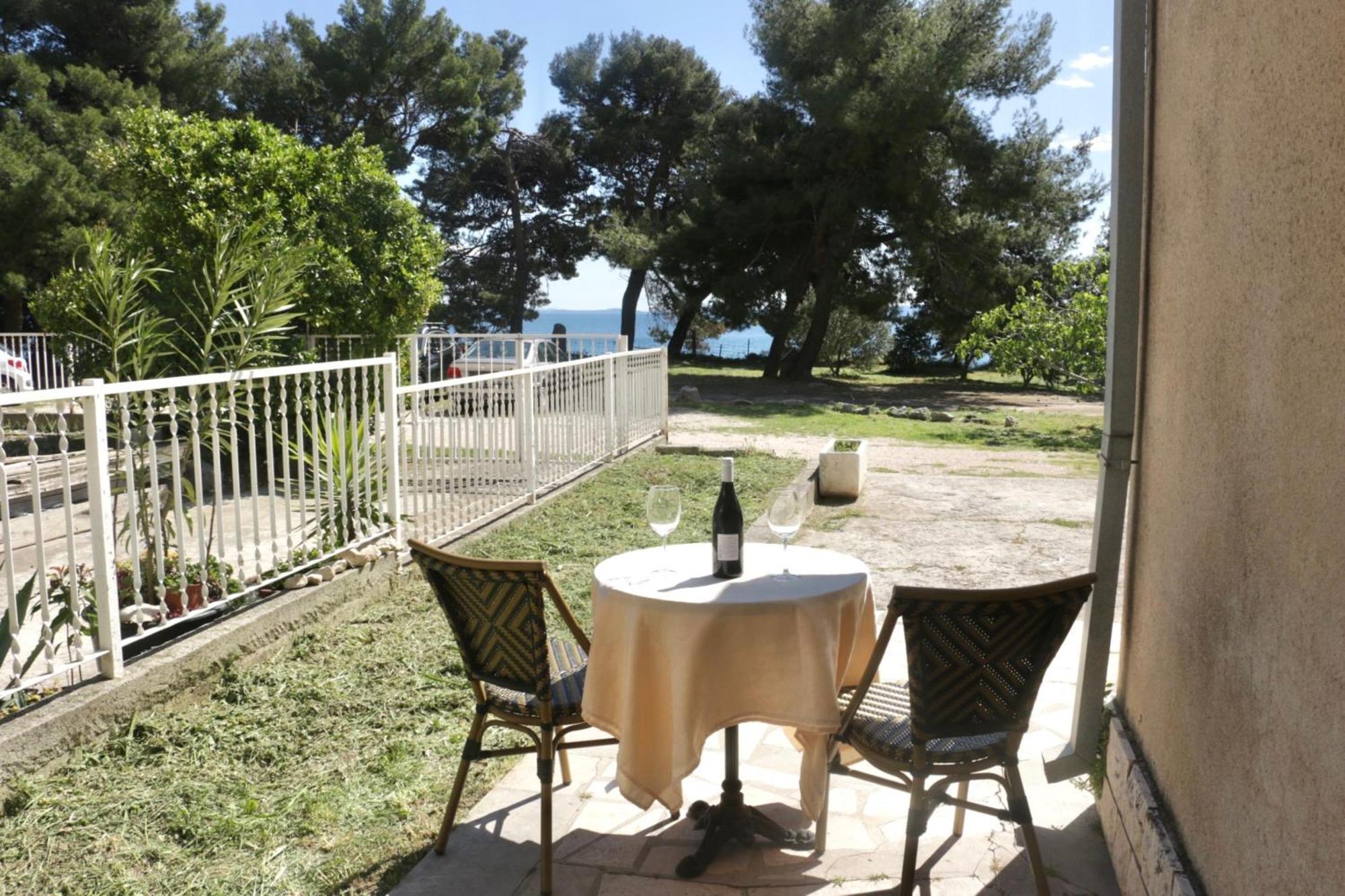 ספליט Beachfront Apartment Drazen, With Garden And Parking מראה חיצוני תמונה