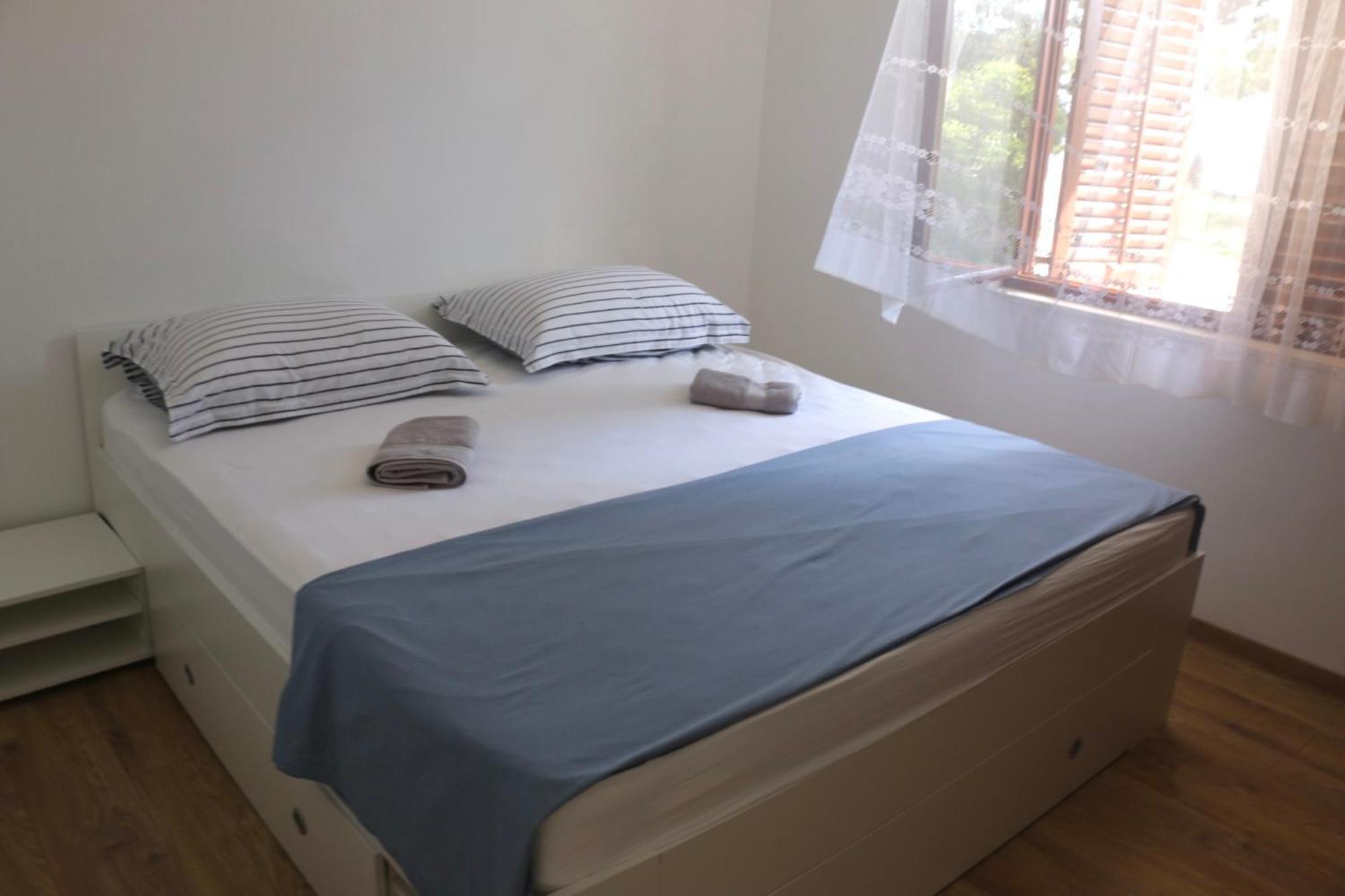 ספליט Beachfront Apartment Drazen, With Garden And Parking מראה חיצוני תמונה
