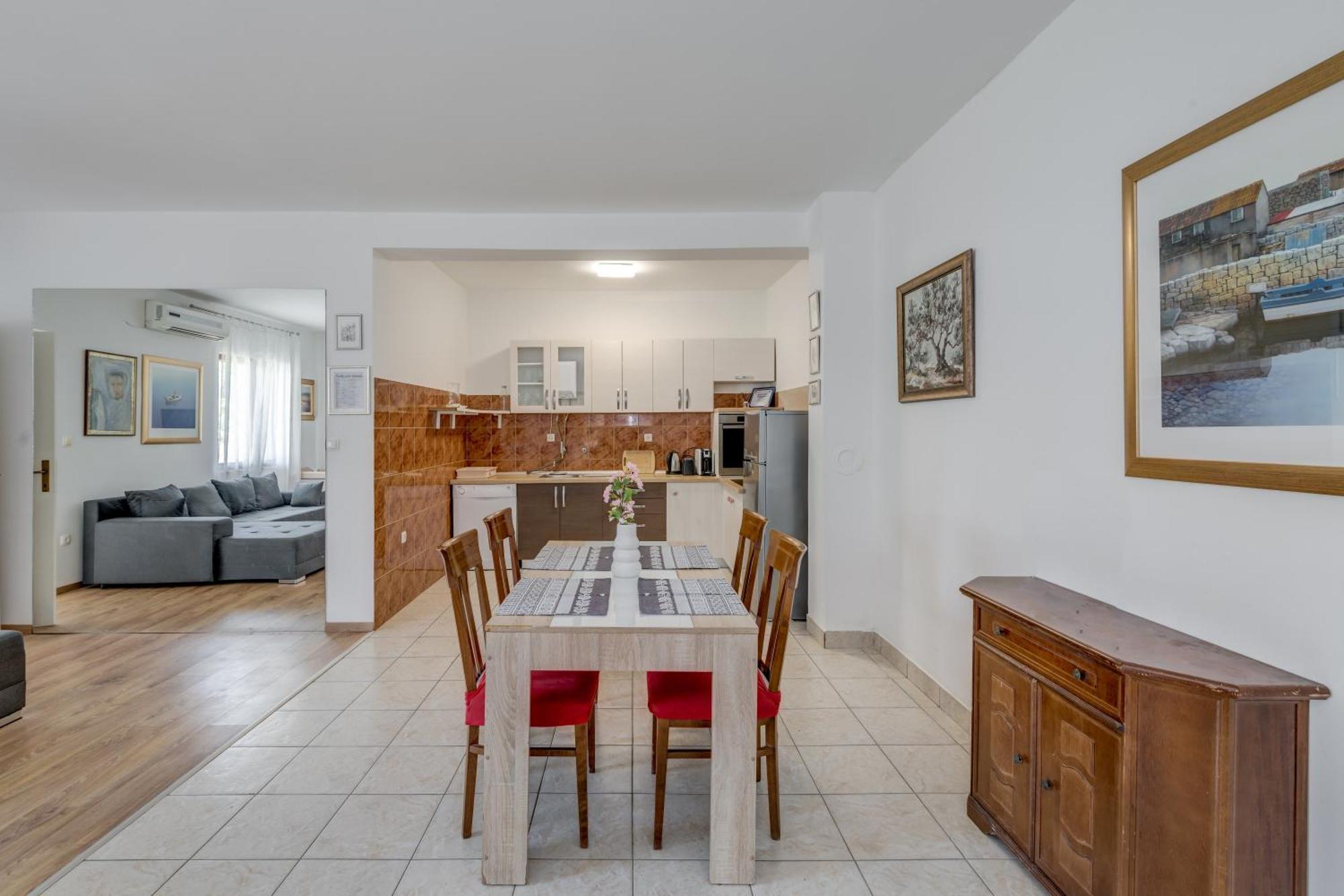 ספליט Beachfront Apartment Drazen, With Garden And Parking מראה חיצוני תמונה